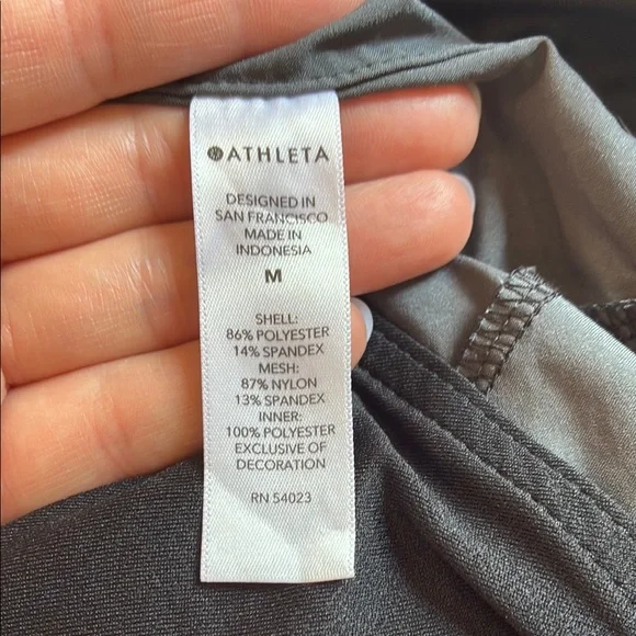 ATHLETA Athletic camo running Shorts medium - Picture 8 of 8